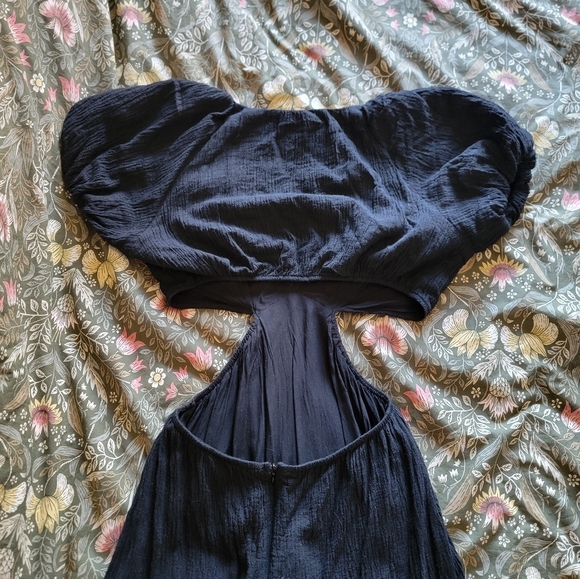 ASTR the Label Puff Sleeve Midi Dress - Picture 8 of 8